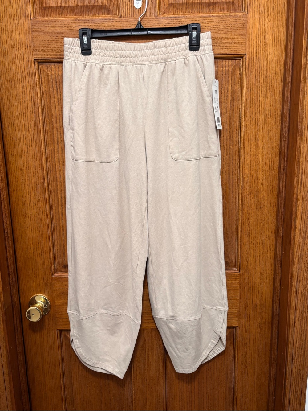 Harmony Balance Women's Harem Cropped Pull-On Pants in Light Beige. Sz M. NWT